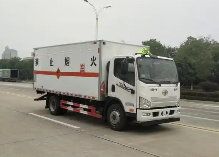 思南爆破器材运输车可以上高速吗？